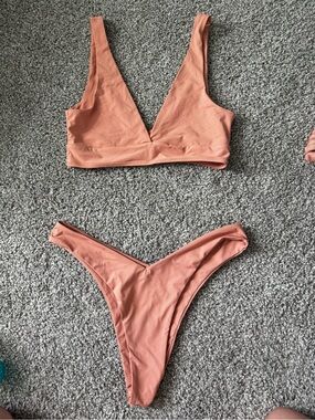 Riot Swim Rusty Peach V‑Neck Bikini Set